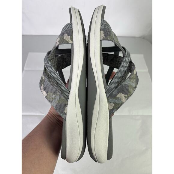 CLOUDSTEPPERS Clarks Womens 11 W Slide Comfort Sandals Mira Isle Green Camo - Picture 5 of 10